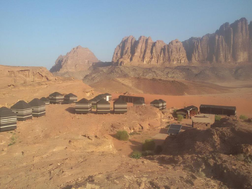 Wadi Rum Quiet Village Camp Exterior foto